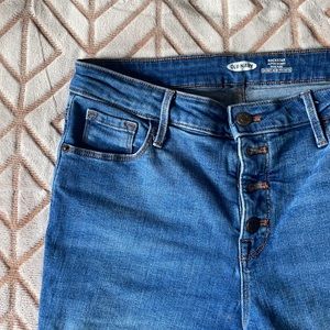 Old Navy Rockstar Super Skinny High Rise